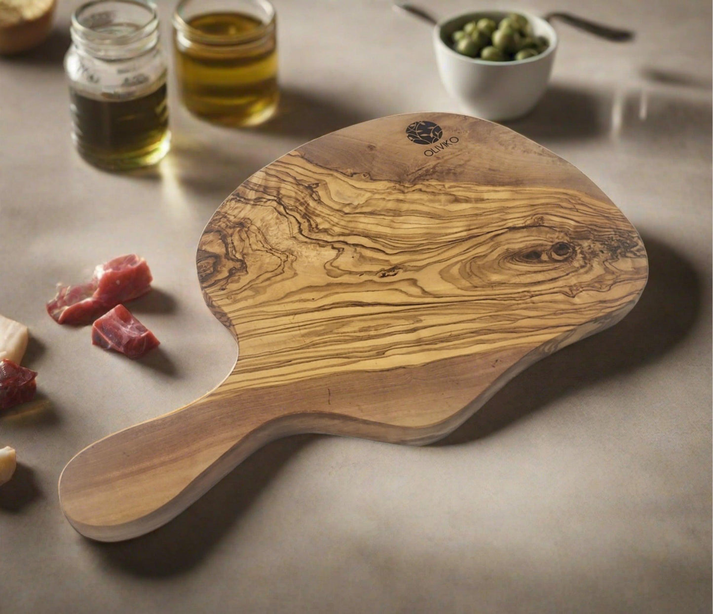 Handmade 100% Olive Wood Cutting Board, Chopping Bread, Fruit, Meat 12.5 L x 7.25 W inch / 30 L x 18 W cm - oliviko