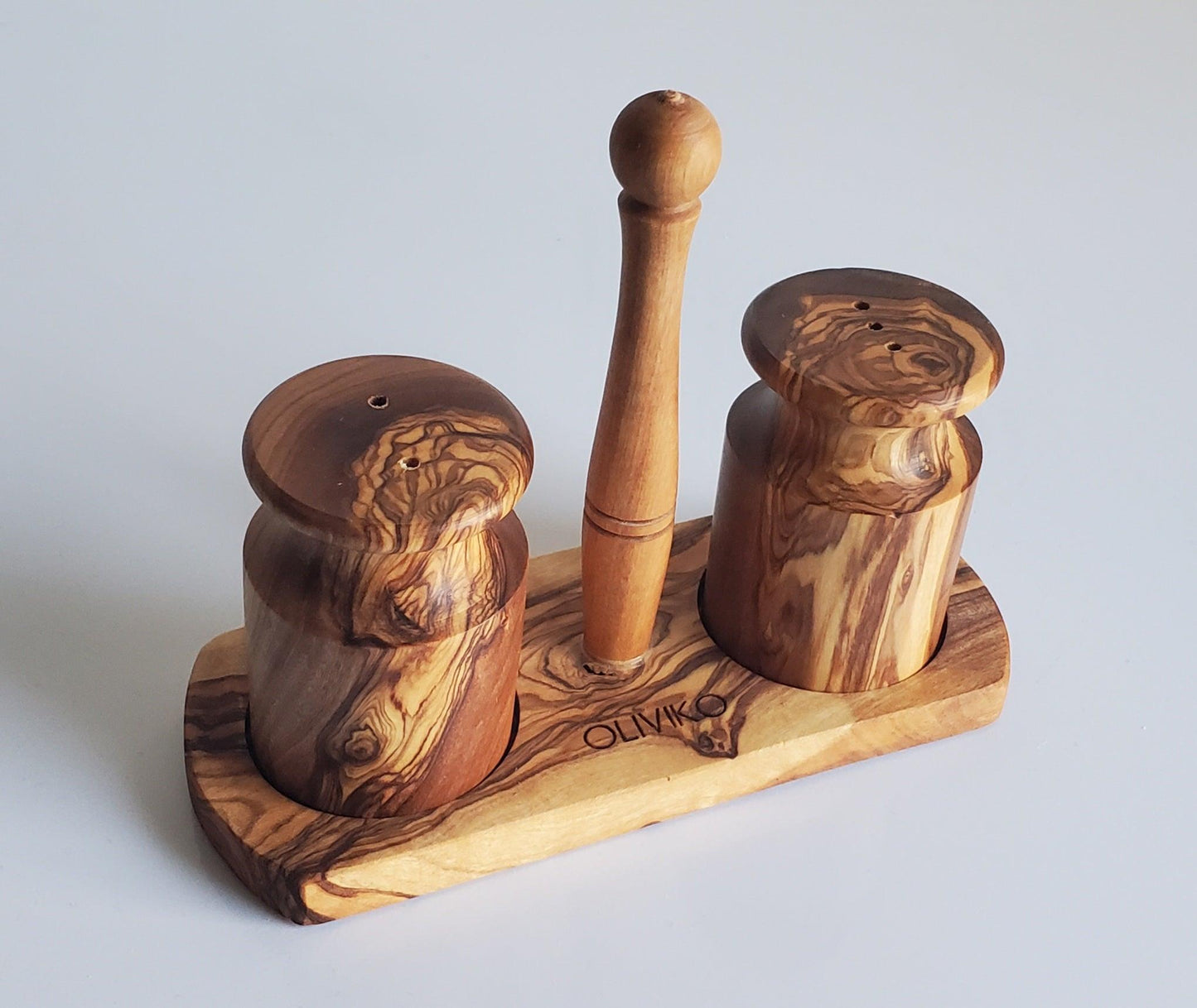 Handmade Olive Wood Salt and Pepper shaker - oliviko